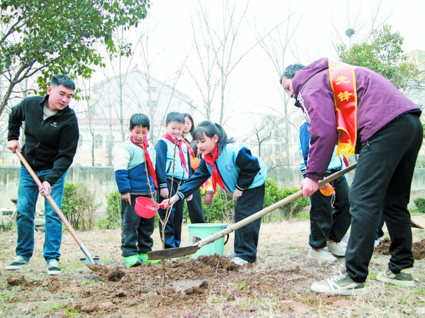 義務植樹添新綠